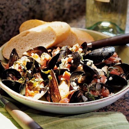 mussels, tomatoes, tomatoe, garlic, wine, dinner, seafood