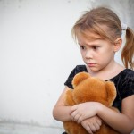 child, scared, teddy bear