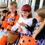 Kids Health, Nutrition, Halloween, healthy nutritional, treats, trick or treating, non-edible treats, organic treats, food choices, cash for candy, FARE, Teal Pumpkin Project, food allergies, tips, safety, tips from town