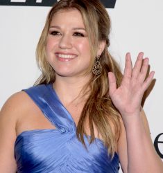 Kelly Clarkson