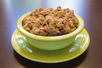 sausage-apple-and-cranberry-stuffing