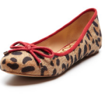 Kelsi Dagger Flats on sale, more than 40% off