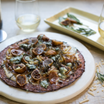 Cali’Flour Fig & Prosciutto Pizza